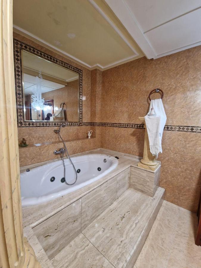 Villa Los Dulces-Piscina Privada 莱图尔 外观 照片