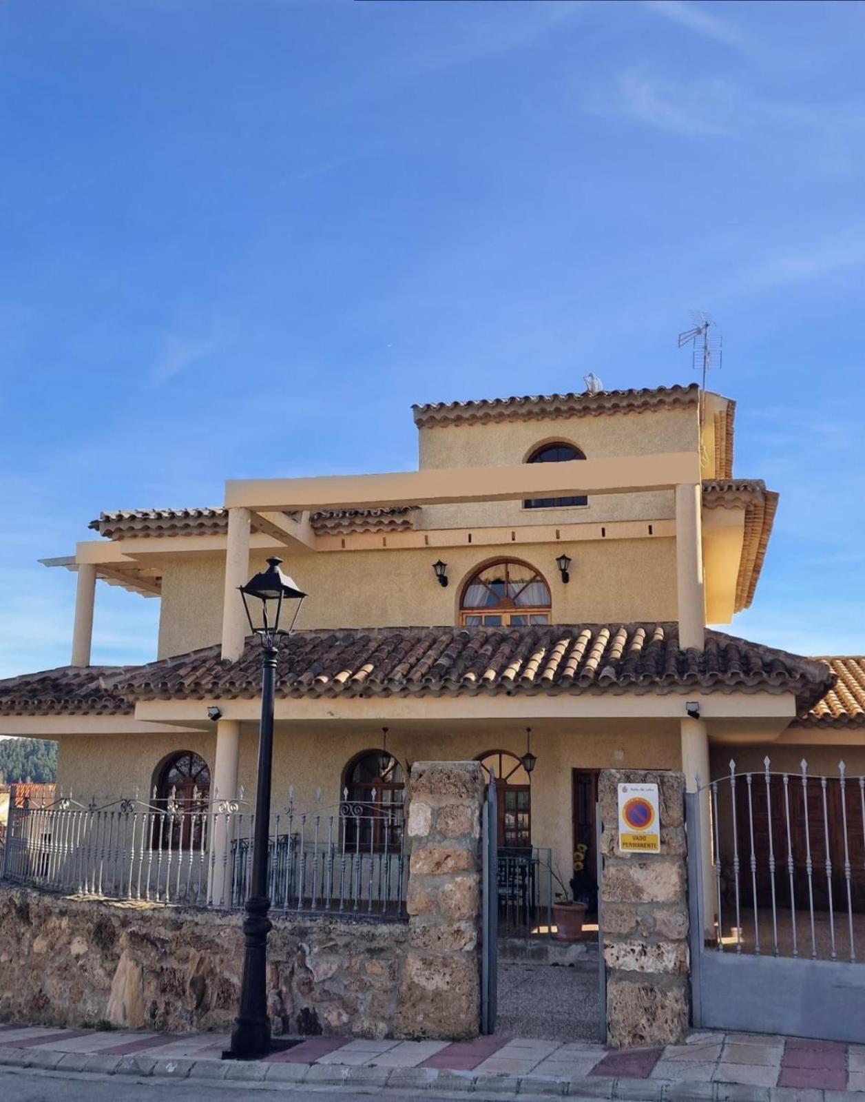 Villa Los Dulces-Piscina Privada 莱图尔 外观 照片
