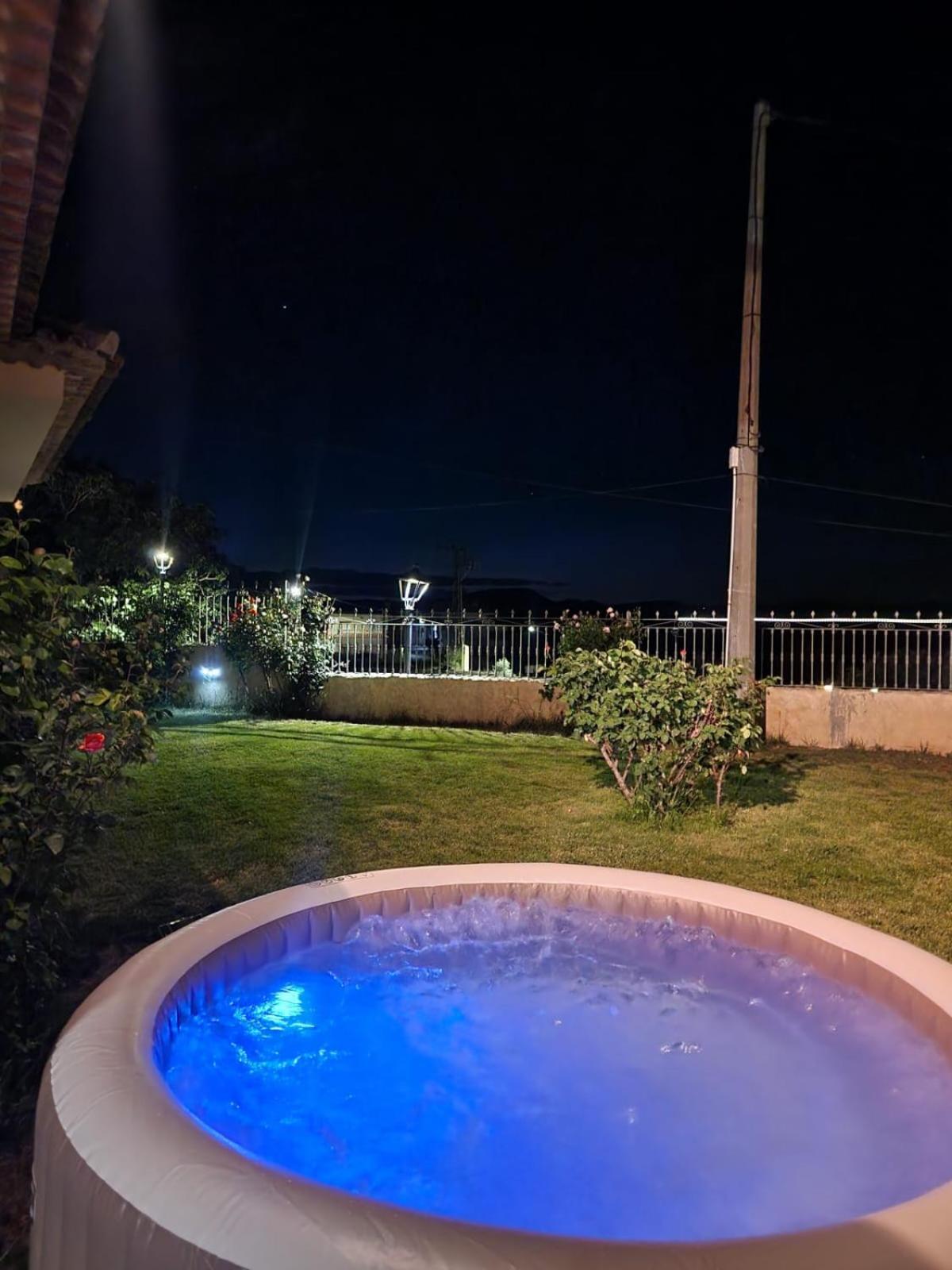 Villa Los Dulces-Piscina Privada 莱图尔 外观 照片